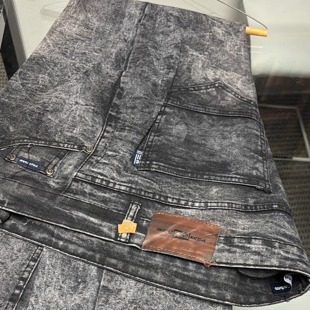 Gray Denim Skirt with Pockets